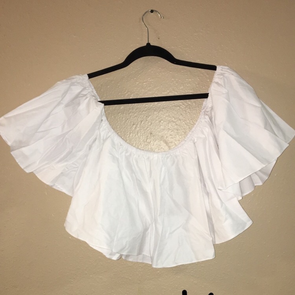 White crop top